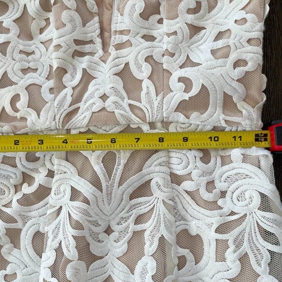 Thurley Arbury Dress with Lace Sleeves NWT Size AU6/US2 - Picture 13 of 15